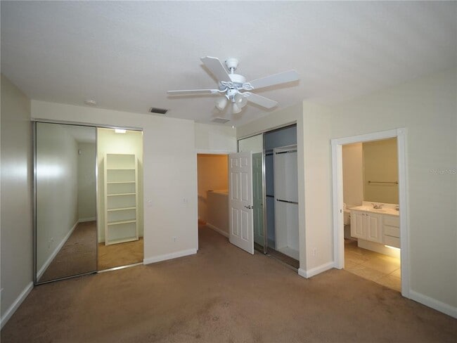 Building Photo - 1533 Napoli Dr E