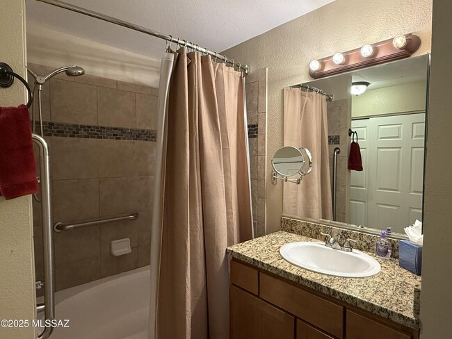 Building Photo - 1500 E Pusch Wilderness Dr