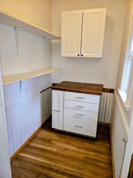 Building Photo - 23 Benner Ave