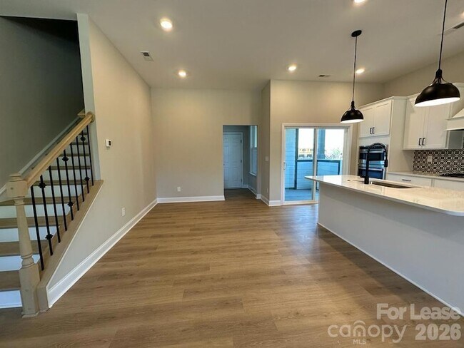 Building Photo - 5715 Gulch Pl
