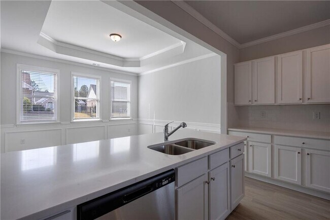 Building Photo - 931 Park Pl St