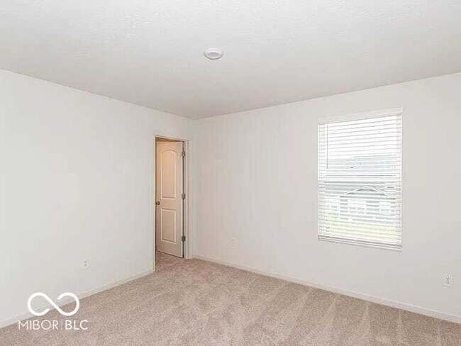Building Photo - 5403 Veranda Dr
