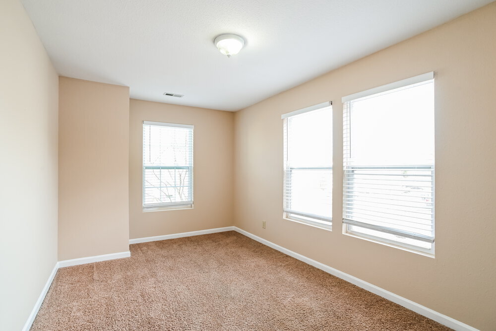 Building Photo - 14235 Hartwell Farm Dr