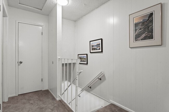 Building Photo - Charming 2 bedroom unit in Sparks