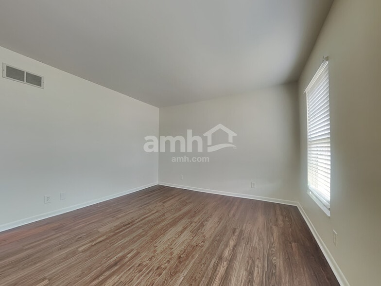 Building Photo - 1929 Morningside Dr