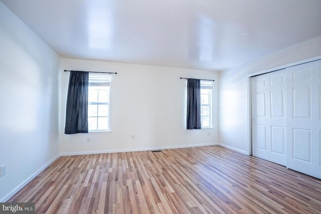 Building Photo - 1603 Blossom Cir