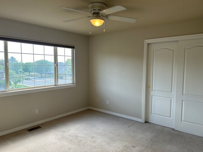 Building Photo - Beautiful Windsor Home Offering Space, Style, and Convenience