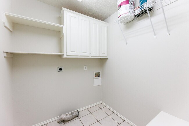 Building Photo - 3102 109th St