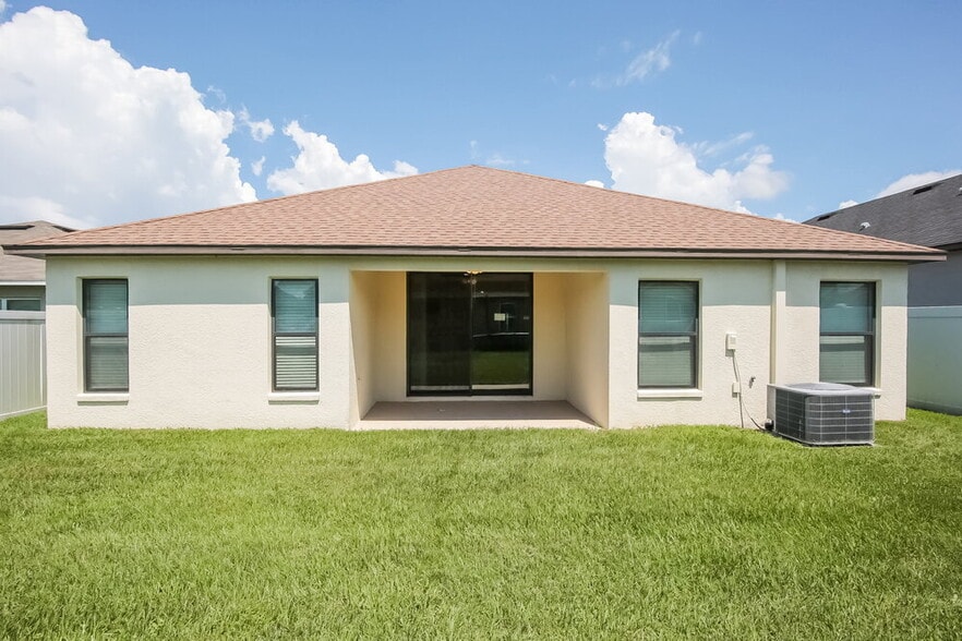 Building Photo - 7319 Tangle Bend Dr