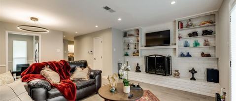 Building Photo - 15819 El Estado Dr