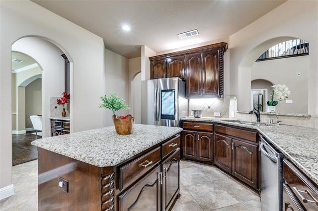 Building Photo - 14812 Palm Desert Ln