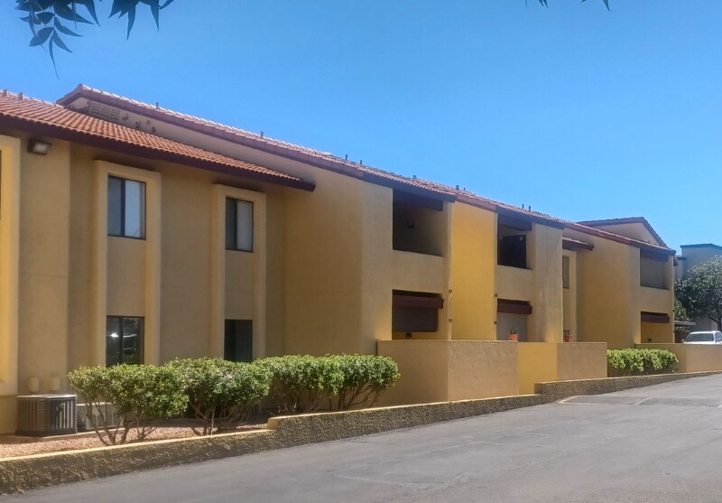 Primary Photo - 2160 N Pantano Rd