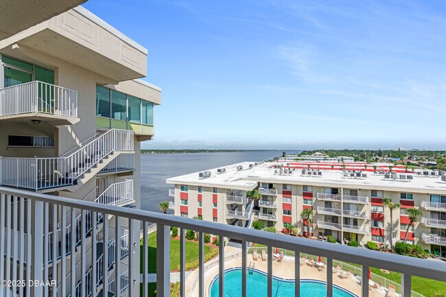 Building Photo - 2711 N Halifax Ave