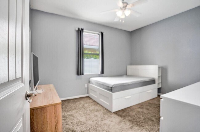 Building Photo - 8490 Lyons Ranches Road