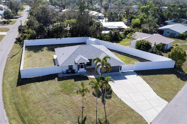 Building Photo - 1107 Mangrove Rd