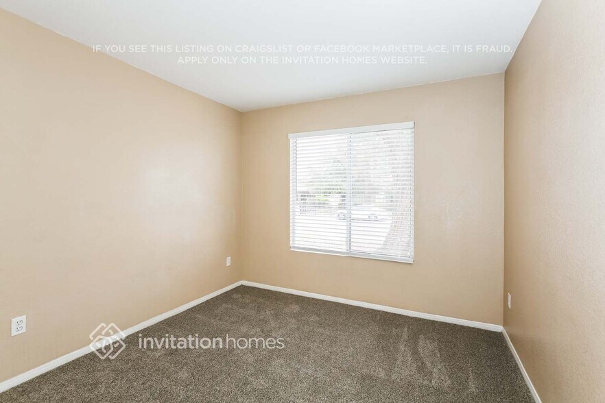 Building Photo - 115 Quailbush Dr