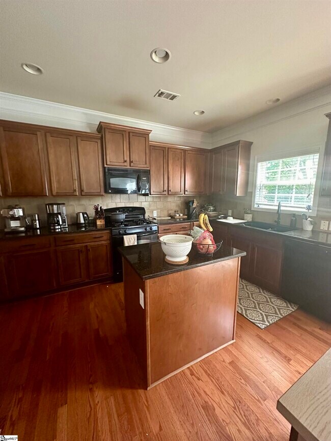 Building Photo - 200 Barbours Lane