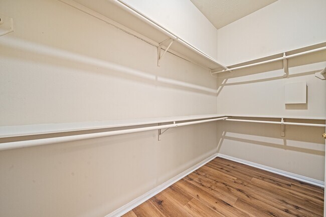 Building Photo - 12407 Fox Trace Ln