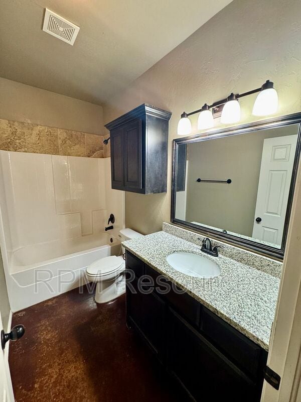 Building Photo - 1824 Post Oak Rd