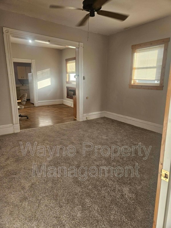 Building Photo - 516 N Cadwell Ave