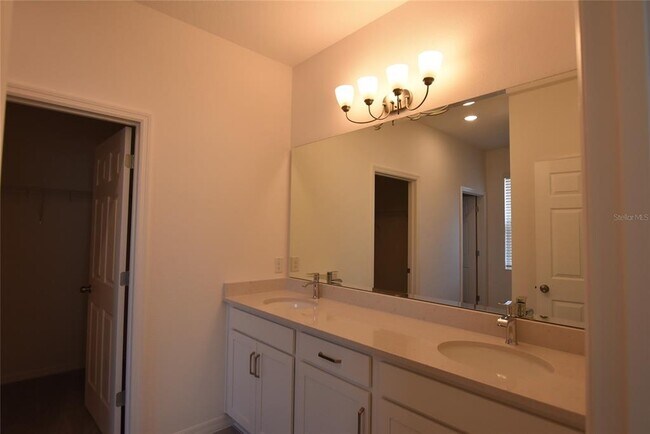 Building Photo - 5850 Ali Grace Dr