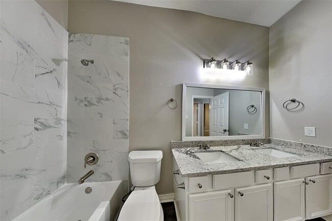 Building Photo - 8227 Sports Haven Dr