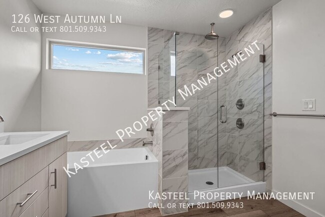 Building Photo - 126 W Autumn Ln