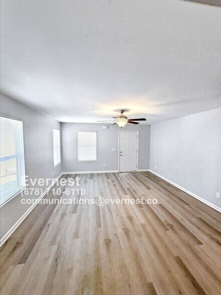 Building Photo - 75 Heyman Dr