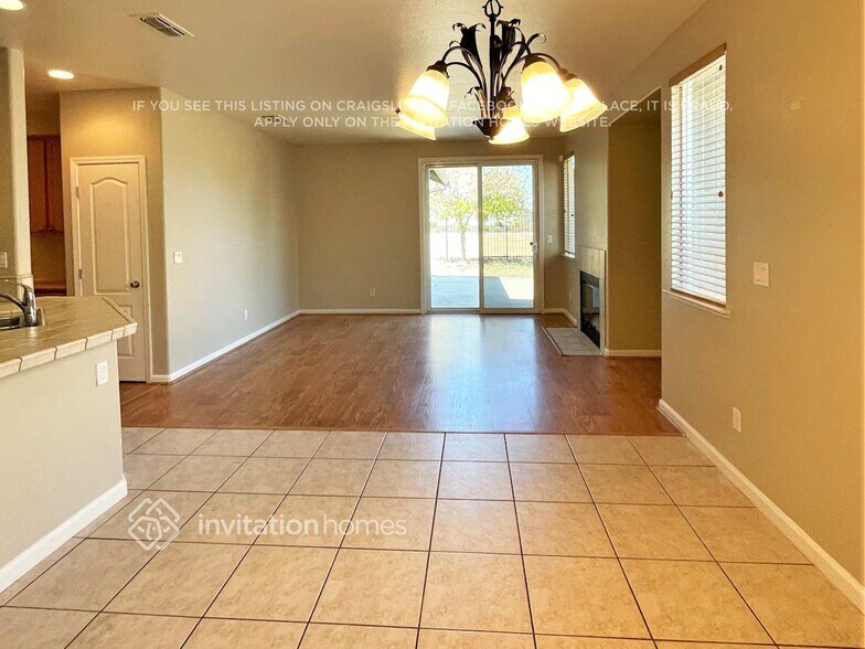 Building Photo - 8462 Patina Way
