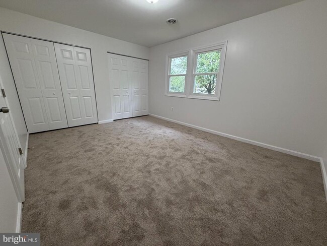 Building Photo - 7308 E Springbrook Ct