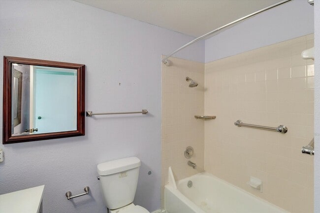 Building Photo - 8401 Echo Creek Ln