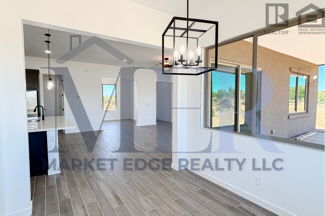 Building Photo - 3Bed/2Bath Home in North Scottsdale! Ready...