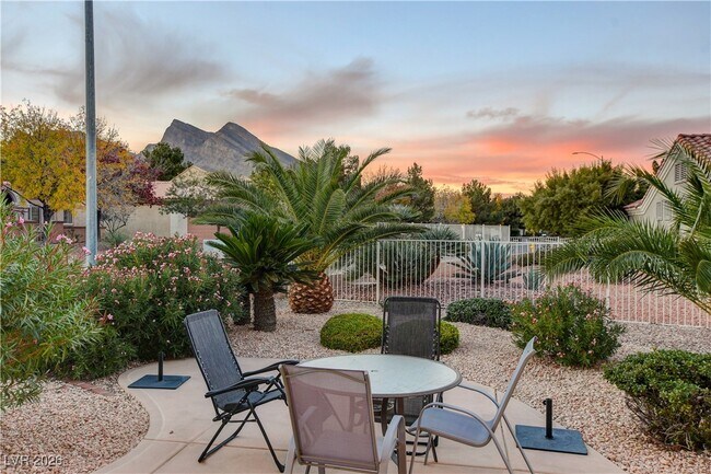 Building Photo - 10820 Dover Creek Ave