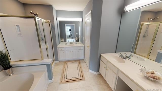 Building Photo - 15267 Kessler Dr