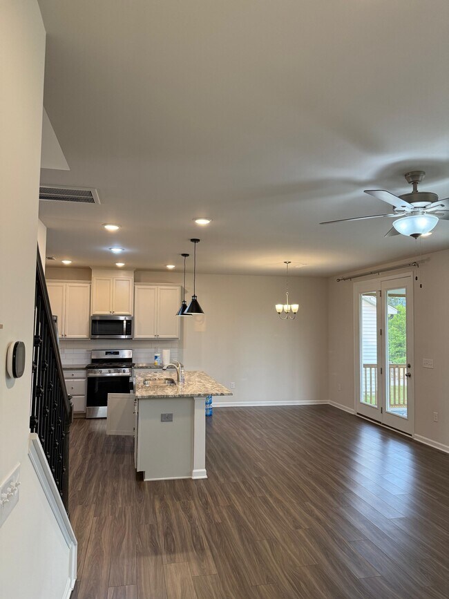 Building Photo - 1125 Prewitt Rnch Dr