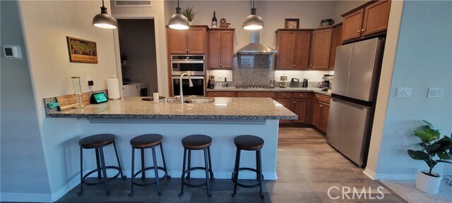 Building Photo - 82 Burgundy