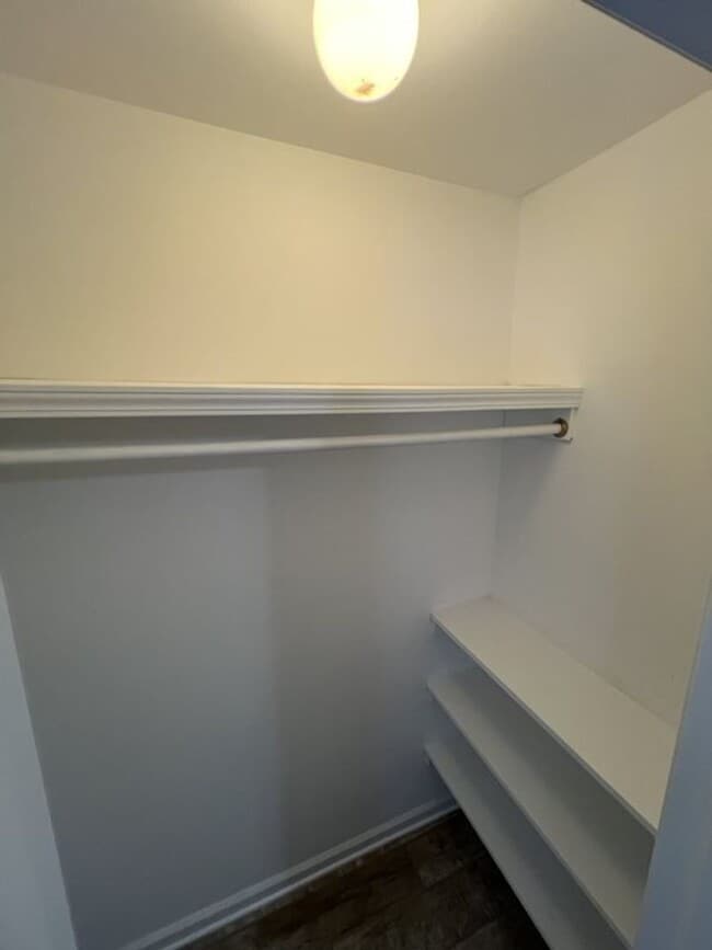 Building Photo - Charming 4-Bedroom Home with Large Backyar...