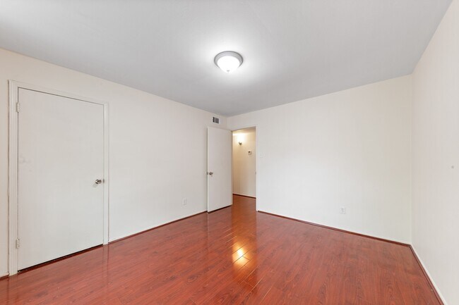 Building Photo - 12633 Memorial Dr