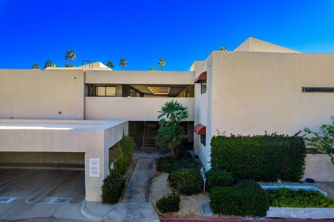 Building Photo - 255 S Avenida Caballeros