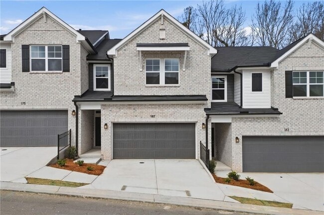 Building Photo - 187 Redbud Rd