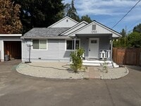 Building Photo - Beautifully Renovated Home in Burien.