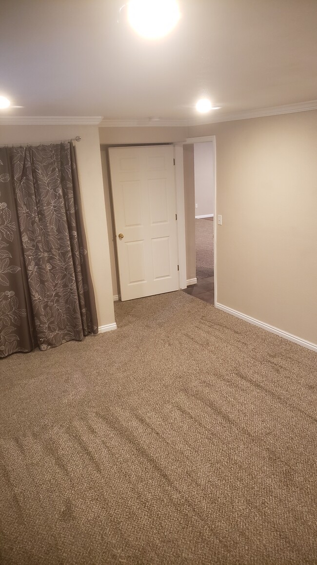 Building Photo - 1209 S Slate Canyon Dr