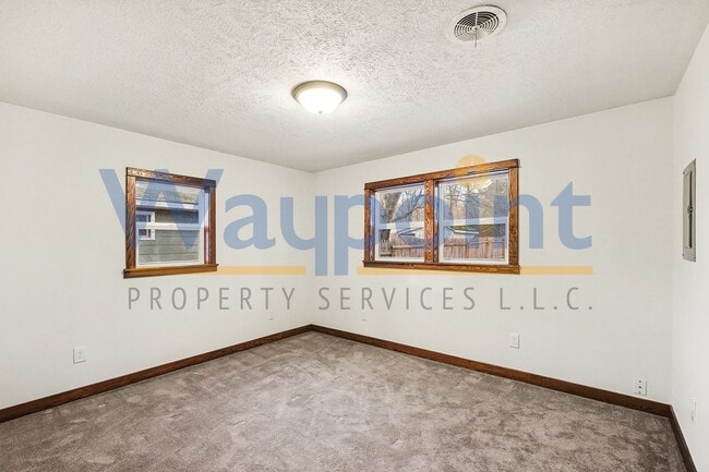 Building Photo - 1820 S Greenville Rd