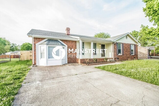 Primary Photo - 3 Bedroom Pet-Friendly Home in Smyrna, TN ...