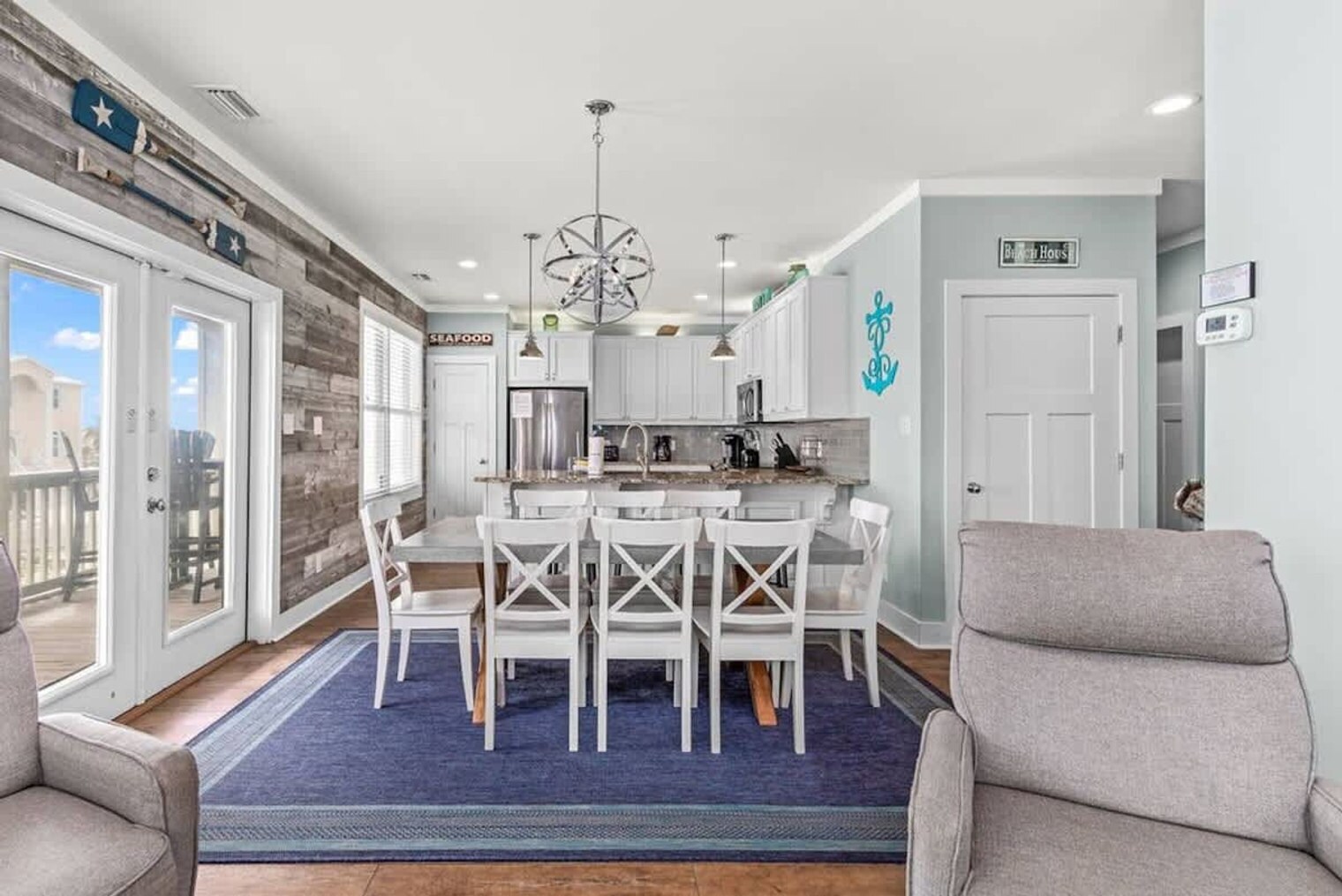 Building Photo - 6052 Sawgrass Cir