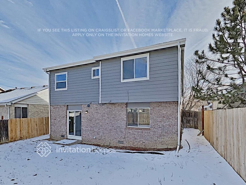 Building Photo - 12181 Newport Dr