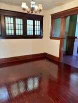 Building Photo - 90 Hoyt St