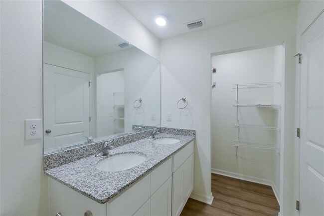 Building Photo - 3931 NW 45th Terrace