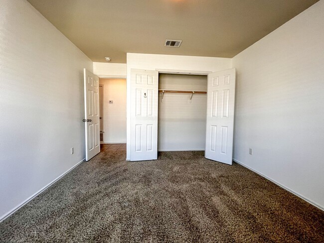 Building Photo - Available NOW!!!! This charming 1 story, 4...
