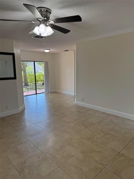 Building Photo - 11400 NW 45th St